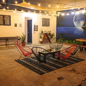  Hostel The Boat House