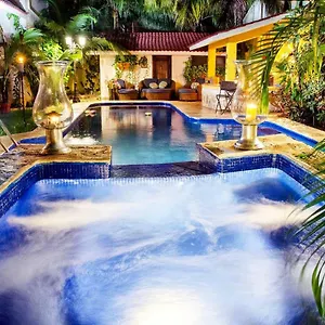 Hacienda Boutique And Solo Adultos Bed & Breakfast Cozumel
